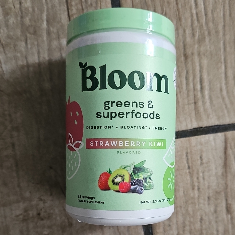 Bloom Greens & Superfoods Strawberry Kiwi Flavor